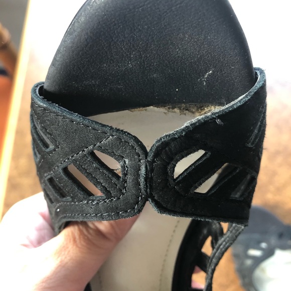 GUC Black Stencil Heels - Picture 5 of 6